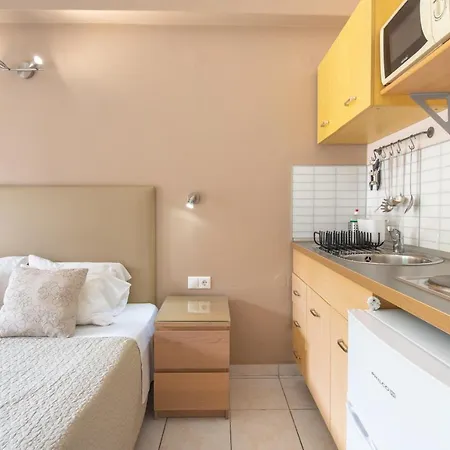 Galini Beach Studios And Penthouse Mesongí Esterno foto