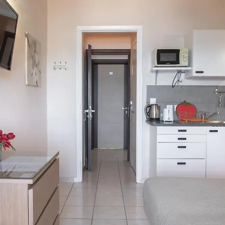 Galini Beach Studios And Penthouse Mesongí Esterno foto