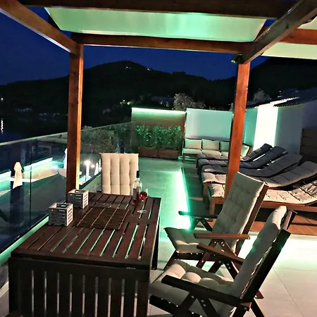 Galini Beach Studios And Penthouse Mesongí Esterno foto