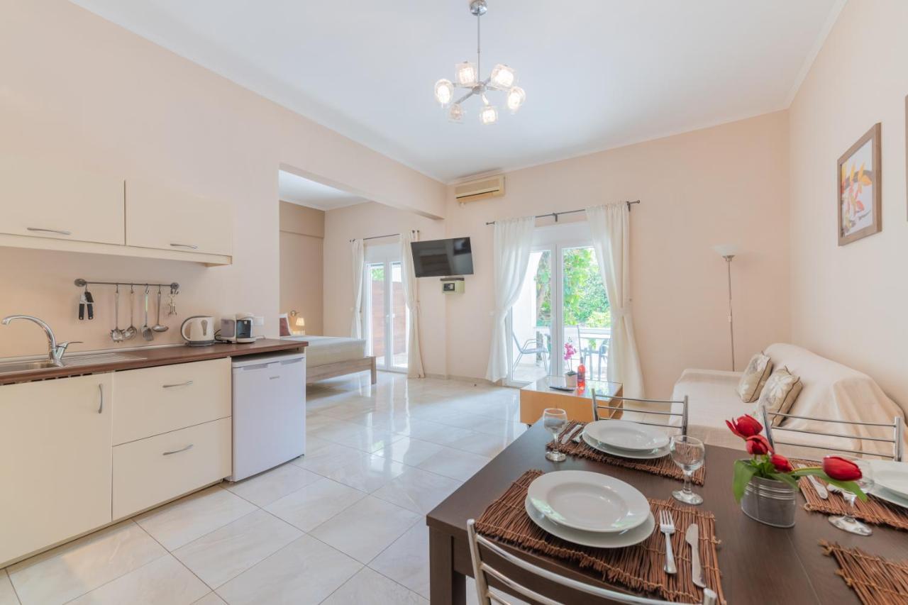 Galini And Penthouse Apartment Mesongi